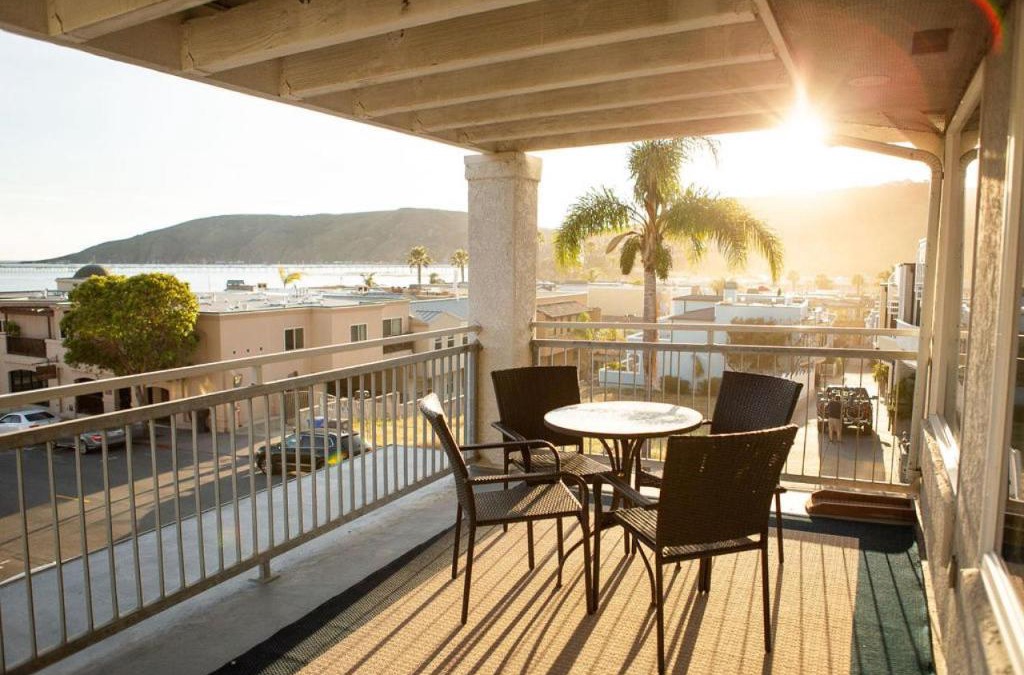 Avila Beach House | 90 San Luis Street Unit C