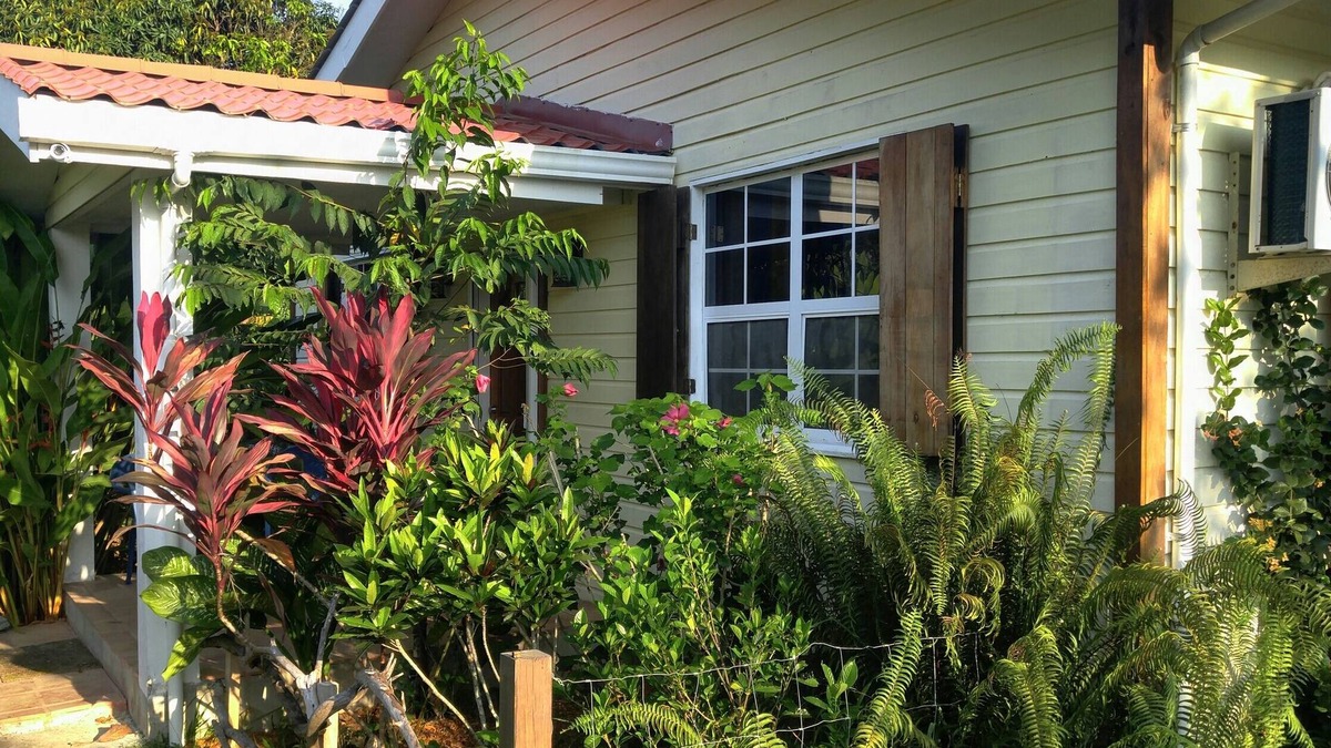 Forest Home House | 900 sq ft Casita w/Pool for short or long term rental
