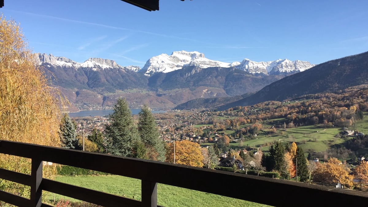 Saint-Jorioz Ski Chalet | 90m² chalet overlooking Lake Annecy