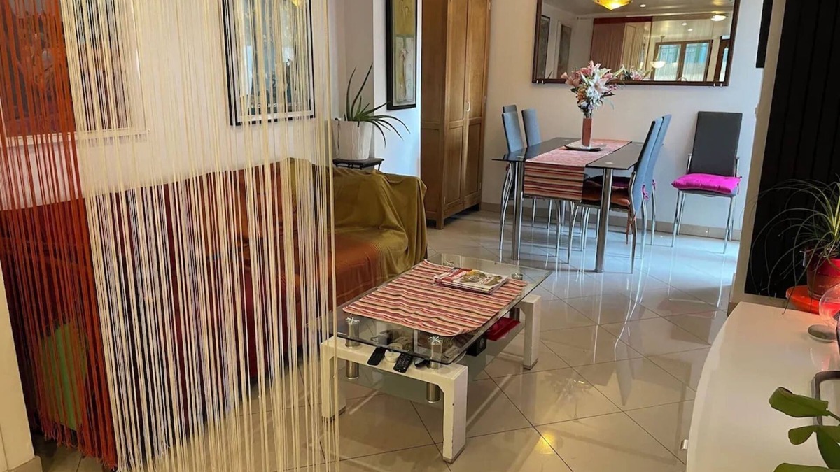 Belleville Apartment | 90m² souplex apartment