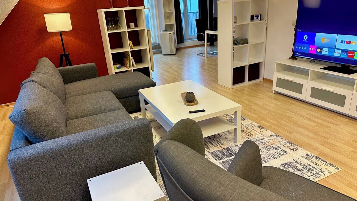 Lingen Apartment | 90sqm apartment for 2-4 persons with roof terrace in the center of Lingen (Ems)
