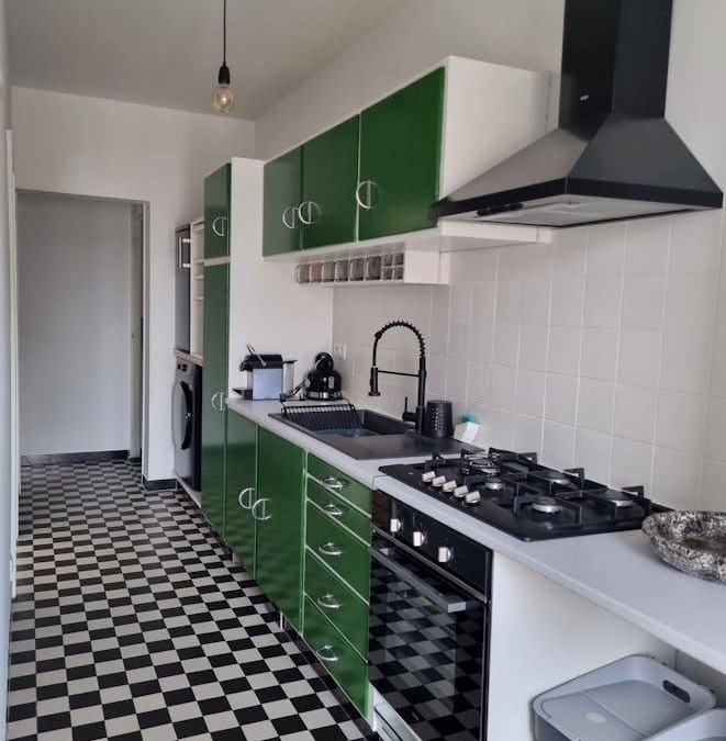 Helmet Apartment | 91 m² Apartment ∙ 2 bedrooms ∙ 2 guests