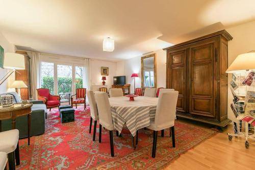 Talant Apartment | 92 m² Apartment ∙ 1 bedroom ∙ 4 guests