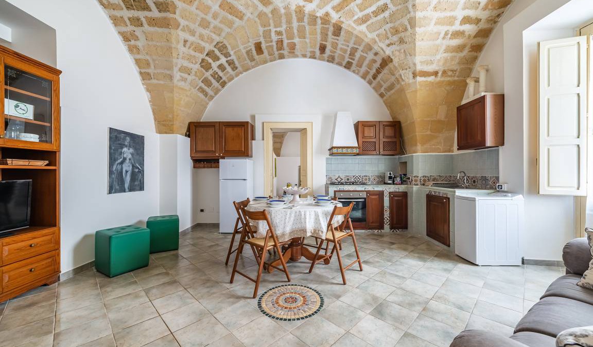 Lecce Historic Center Apartment | 92 m² Apartment ∙ 2 bedrooms ∙ 4 guests