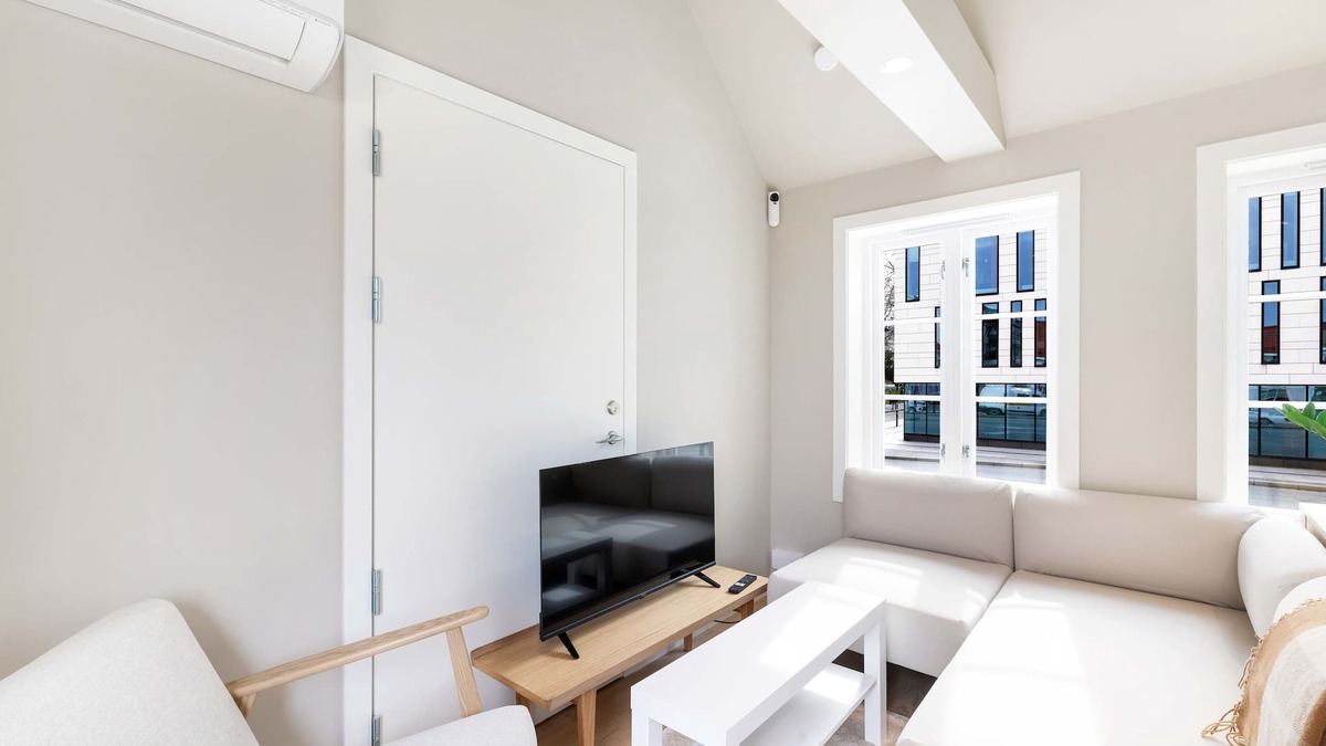 Kristiansand House | 92m to Kvadraturen I Renovated 2025 l Balcony