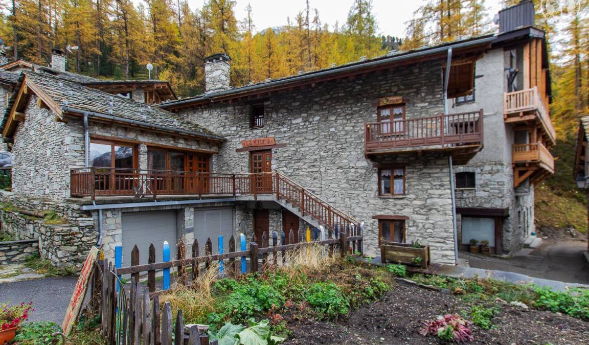 Le Fornet House | 93 m² Gîte ∙ 3 bedrooms ∙ 10 guests