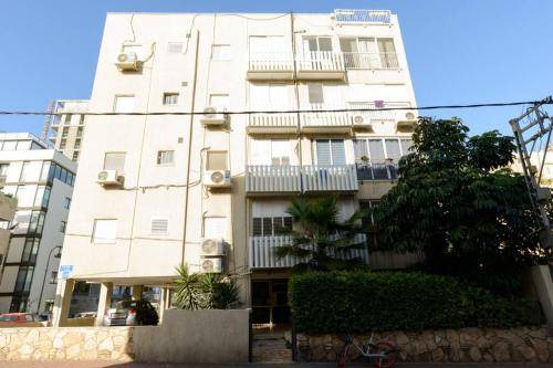 Kerem HaTeimanim Apartment | 95 m² Apartment ∙ 2 bedrooms ∙ 6 guests