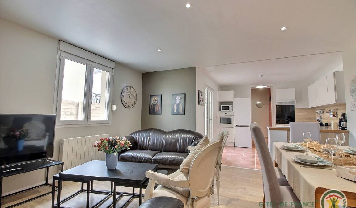 Plerin House | 95 m² Gîte ∙ 3 bedrooms ∙ 6 guests