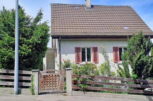 Horgen District House | 95 m² House ∙ 3 bedrooms ∙ 7 guests