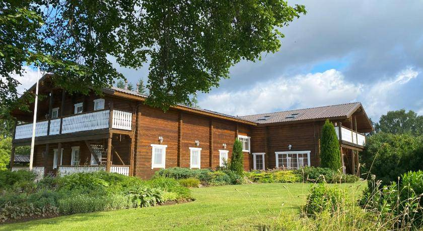 Elva Bed & Breakfast | 950 m² Bed and breakfast ∙ 20 bedrooms ∙ 50 guests
