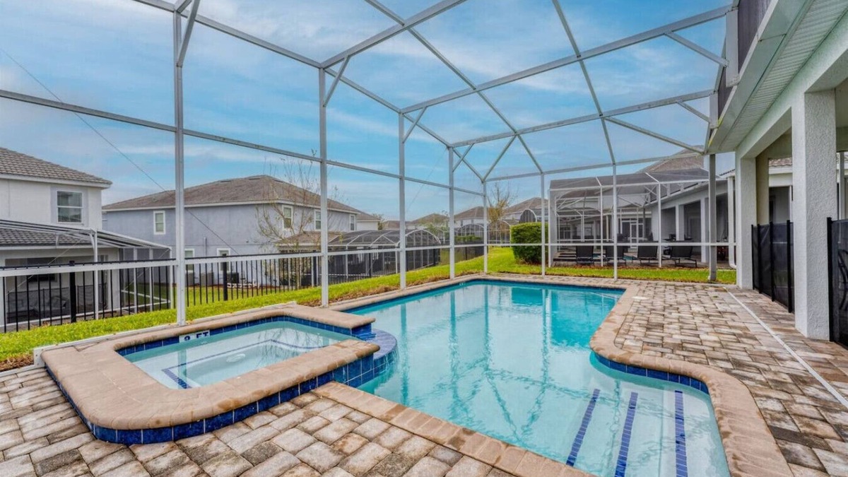 Davenport House | 9br Family Pool Home Near Disney