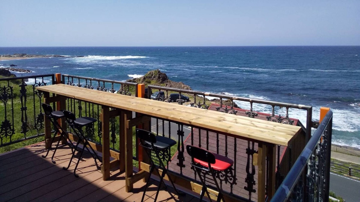 Kyotango House | A 1-minute walk to the sea, a single-family house on the beach Kyotango City / Kyoto Prefecture