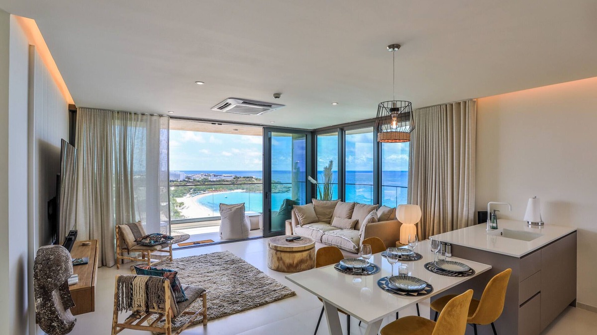 Maho Apartment | A-1201 Spacious 3 bedroom overlooking Mullet Bay