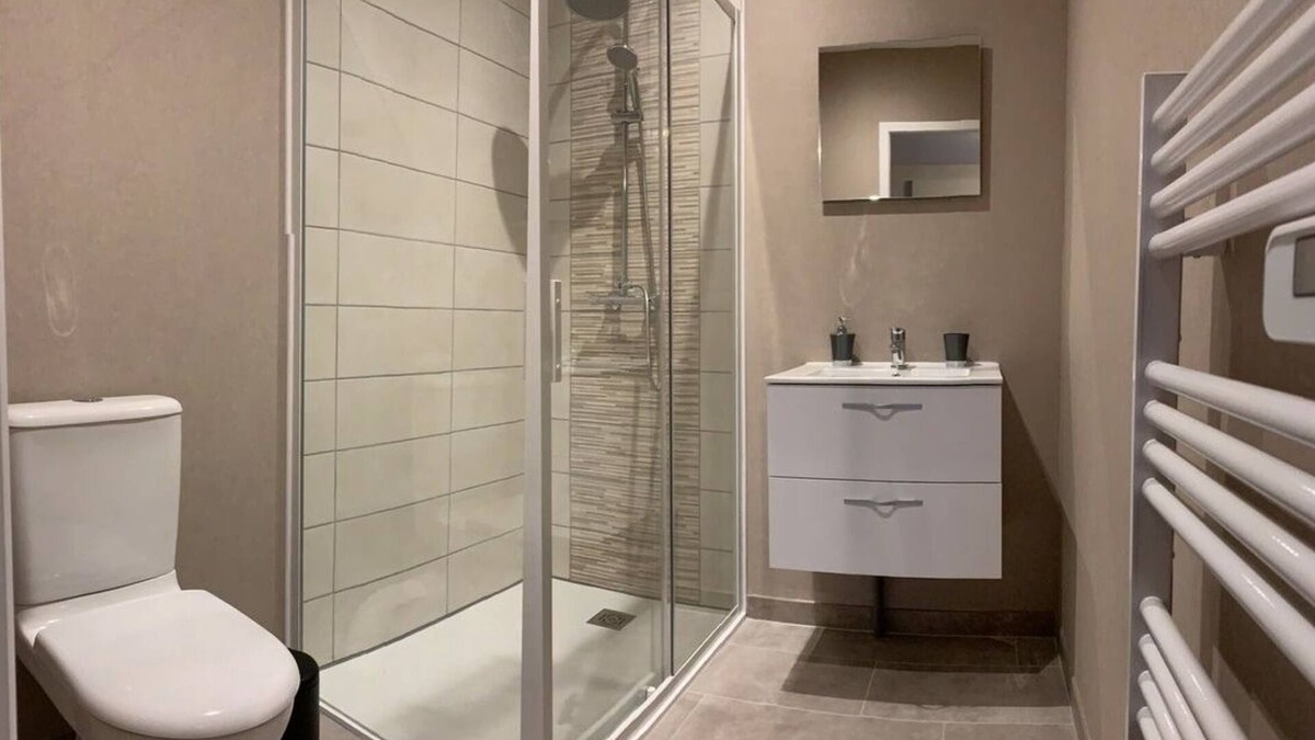 Bourbon-Lancy Apartment | A 15min du Parc D'attractions Le Pal ! Studio Meublé Résidence Neuve Plain Pied