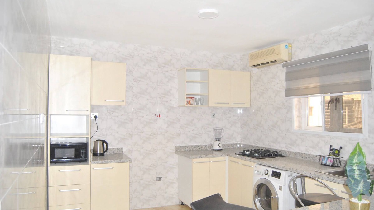 Surulere House | A 1bedroom luxurious apartment in a serene environment and well furnished.