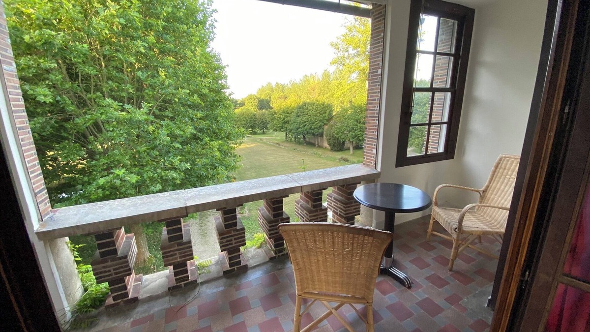 Villiers-Saint-Benoit Other | A 1h30 de Paris, une Château Confortable et Lumineux et son Parc de 3 Hectares
