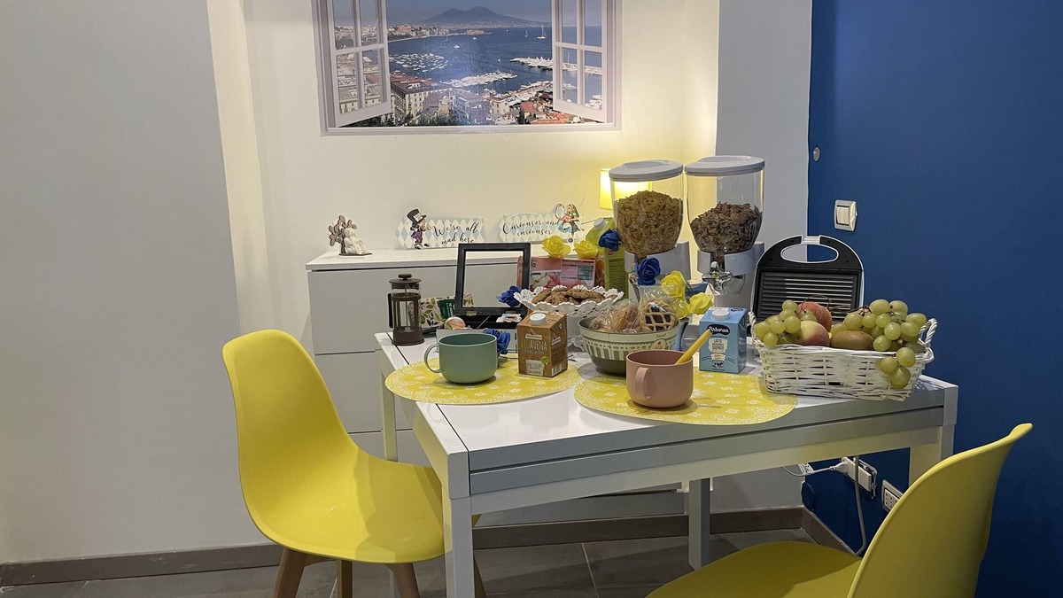 San Ferdinando Apartment | A 200 m from plebiscito