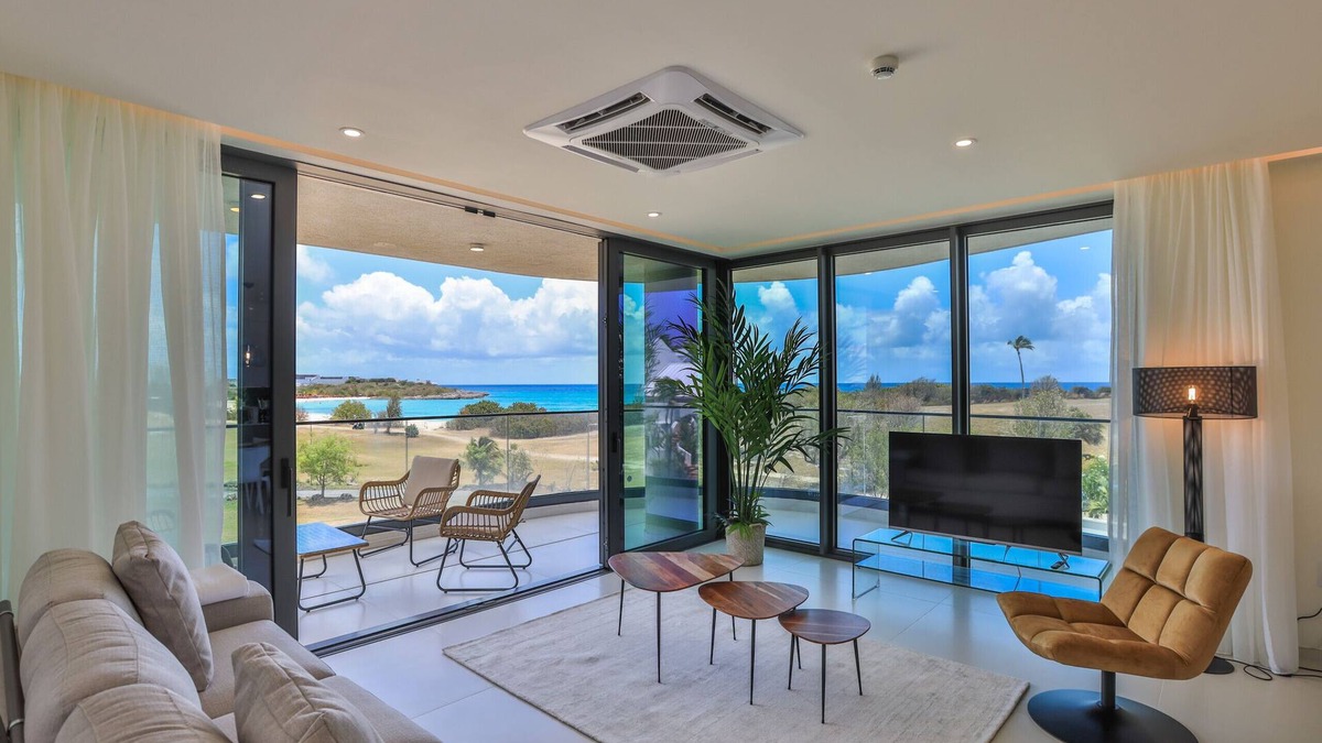 Maho Apartment | A-202 Modern 1 bedroom apartment in beautiful beachfront residence