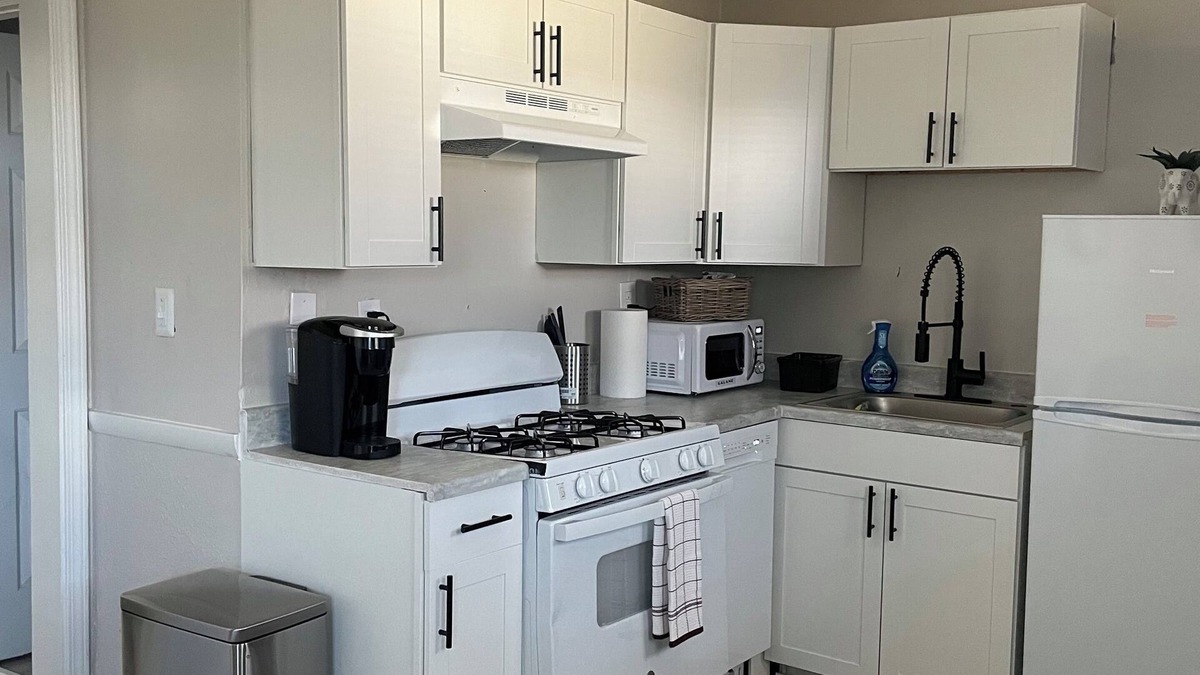 North Camellia Acres Apartment | (A)2BED duplex apartment Close to the beach