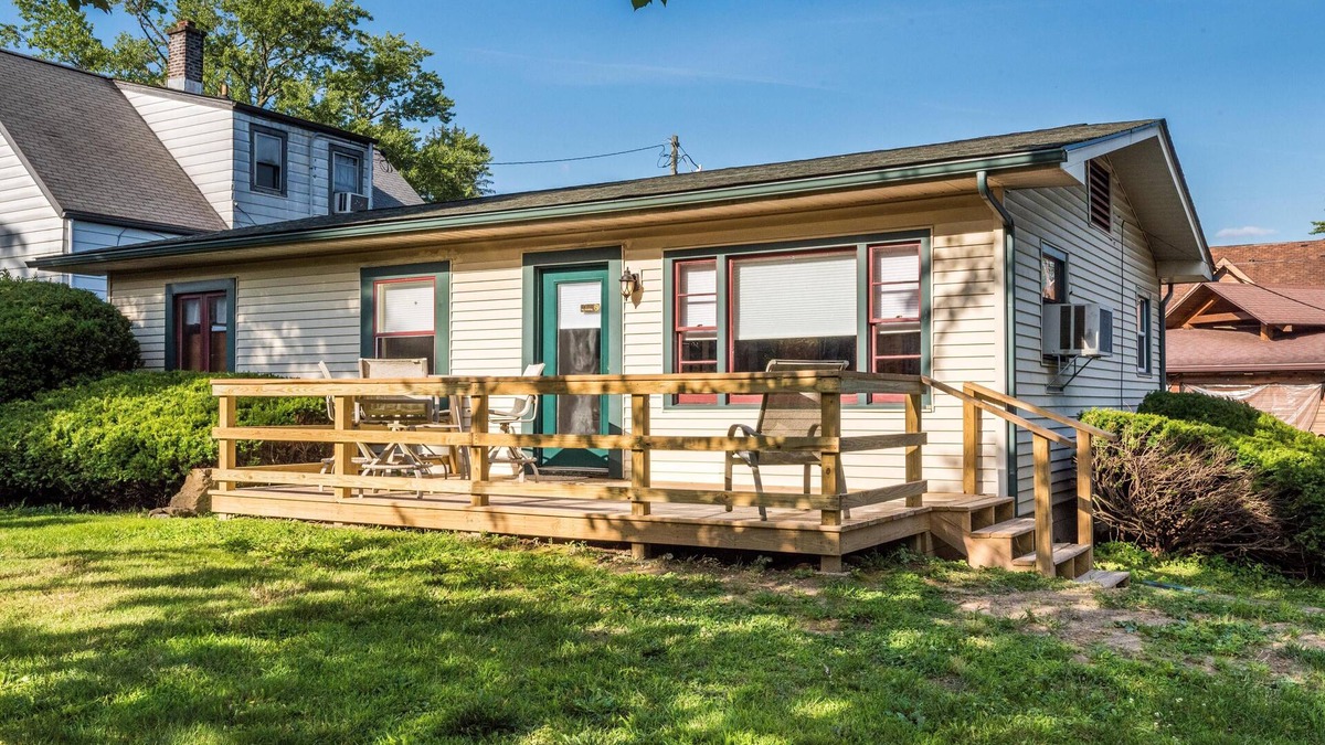 Barry County House | A 2BR House in the heart of Nashville