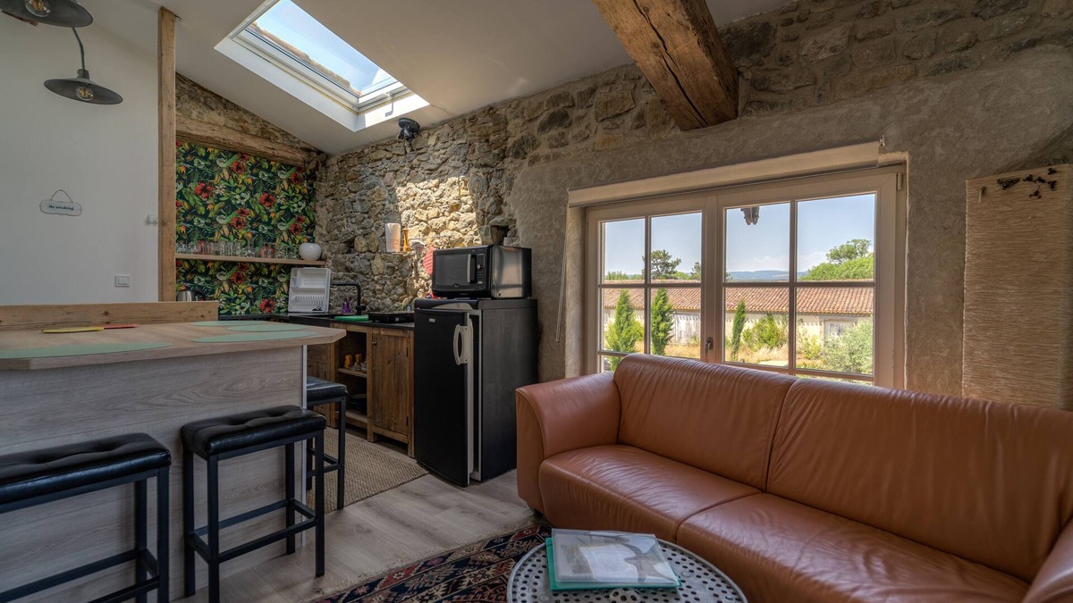 Pennautier Apartment | A 5 Min. de Carcassonne, Gîte -appart. du Troubadour Aznavour en Pleine Nature