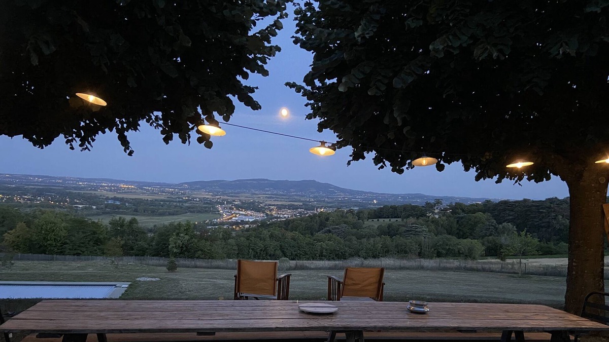 Les Echets House | A 7 mn de L'autoroute, 25 mn de Lyon, Maison Campagne, Avec vue Magnifique