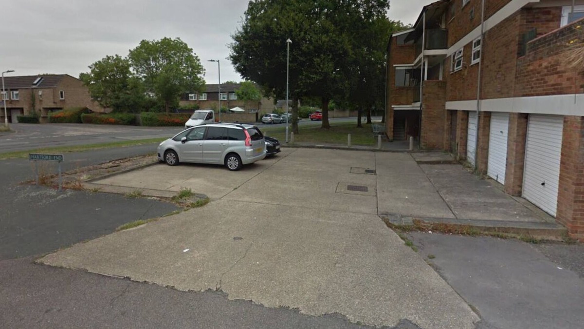 Basildon Apartment | A&A Apartment Basildon with free parking