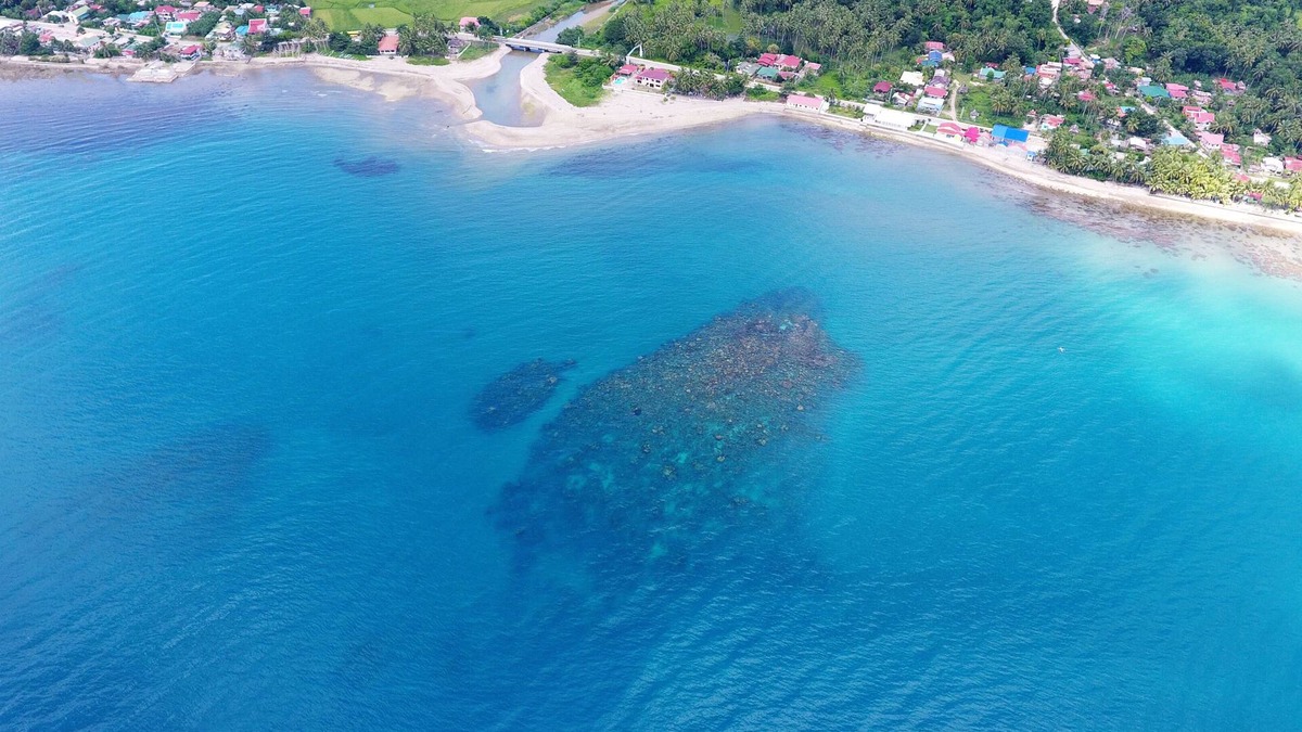 Luzon Villa | A Beautiful Beach Resort ~ Between the Sea Waterfront and Gentle Rapids