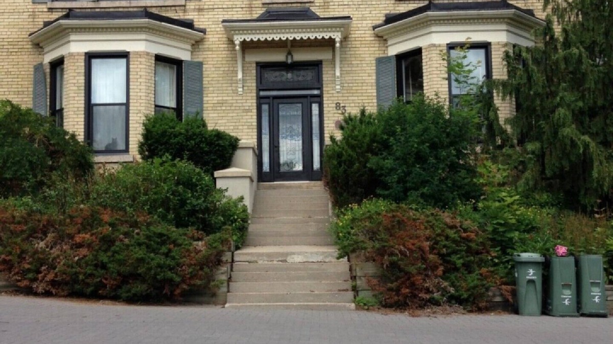 Guelph Villa | A beautiful historic mansion.