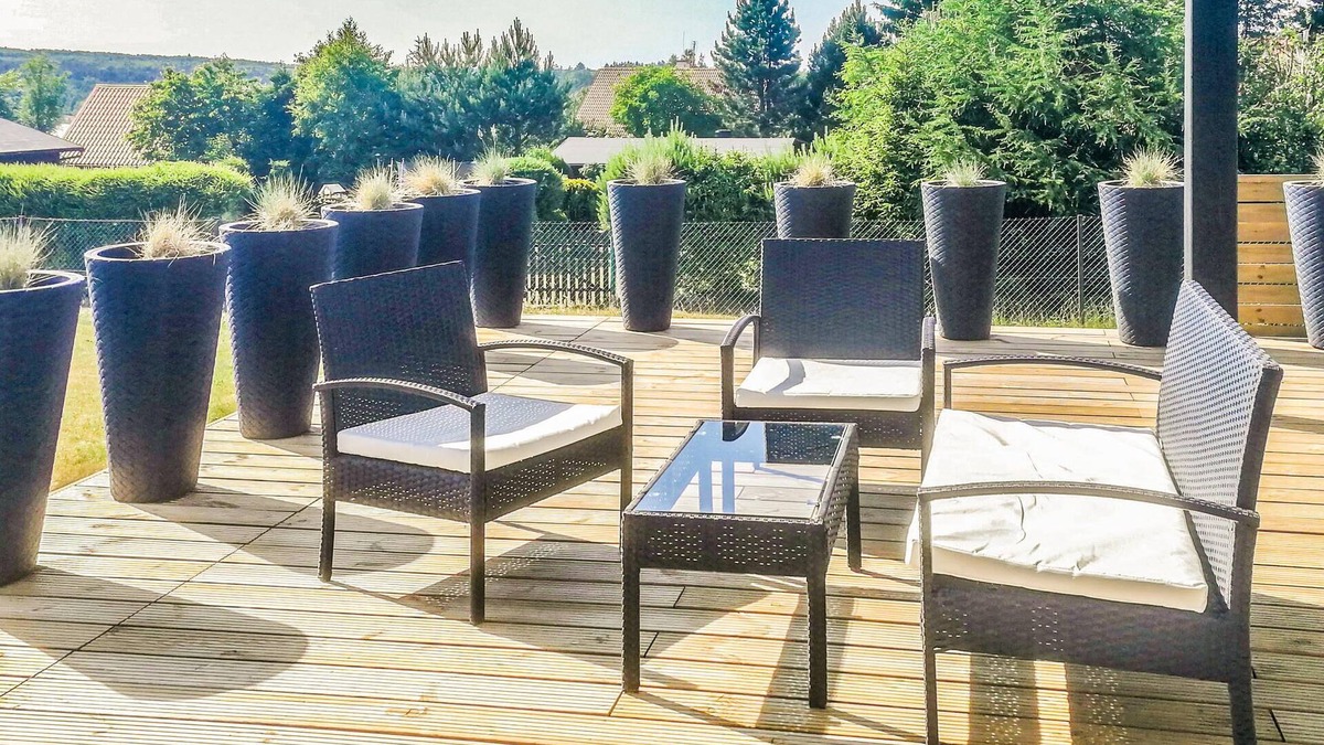 Wejherowo House | A beautiful holiday home in the picturesque village of Zbychowo, in a landscaped park.
