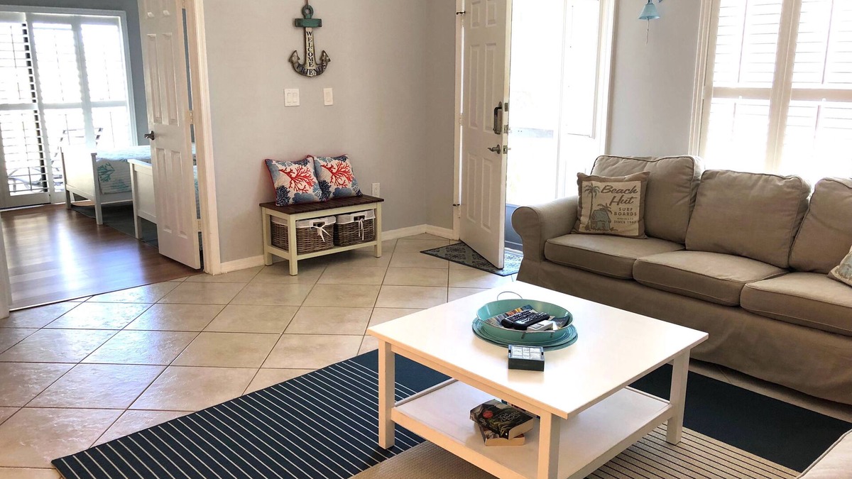 Bella Vista Condo | A beautiful newly renovated and updated condo walking distance to the beach!
