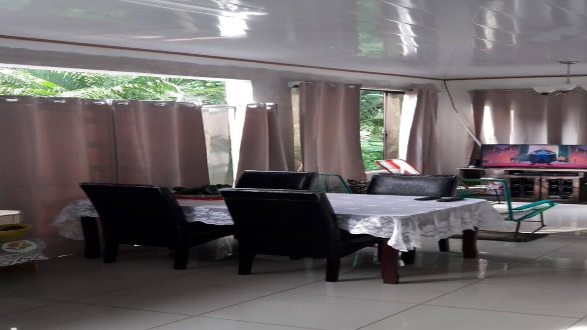 Esparza House | A Beautiful Place Where you can Rest With Great Security