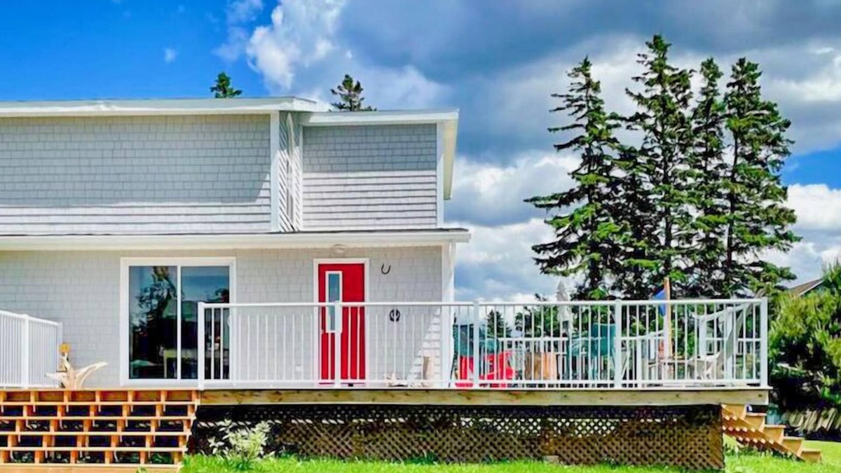 Grand Tracadie Cottage | A beautiful property on the doorstep to the best beaches and ntl parks in PEI!