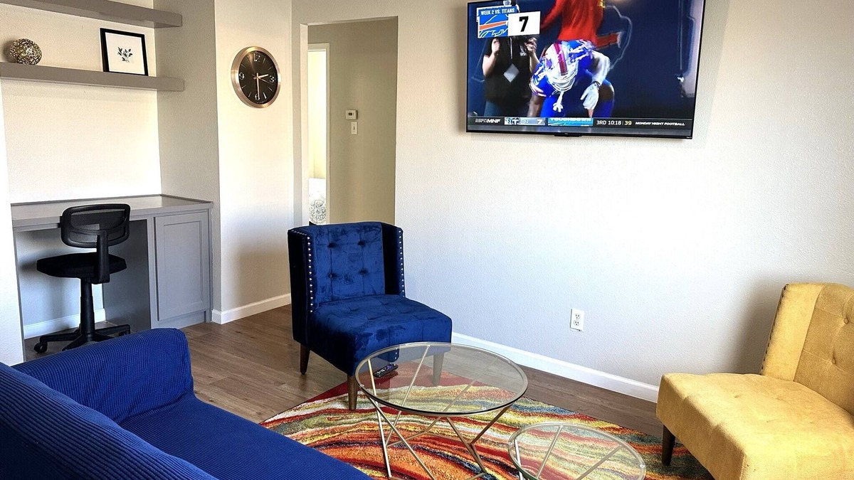 Gardens Condo | A Beautiful Storey - Quiet Condo minutes from Midland Memorial