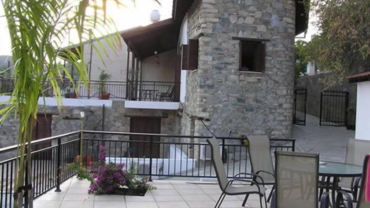 Kalo Chorio House | A beautiful villa with swimming pool in the picturesque village of Kalo Chorio