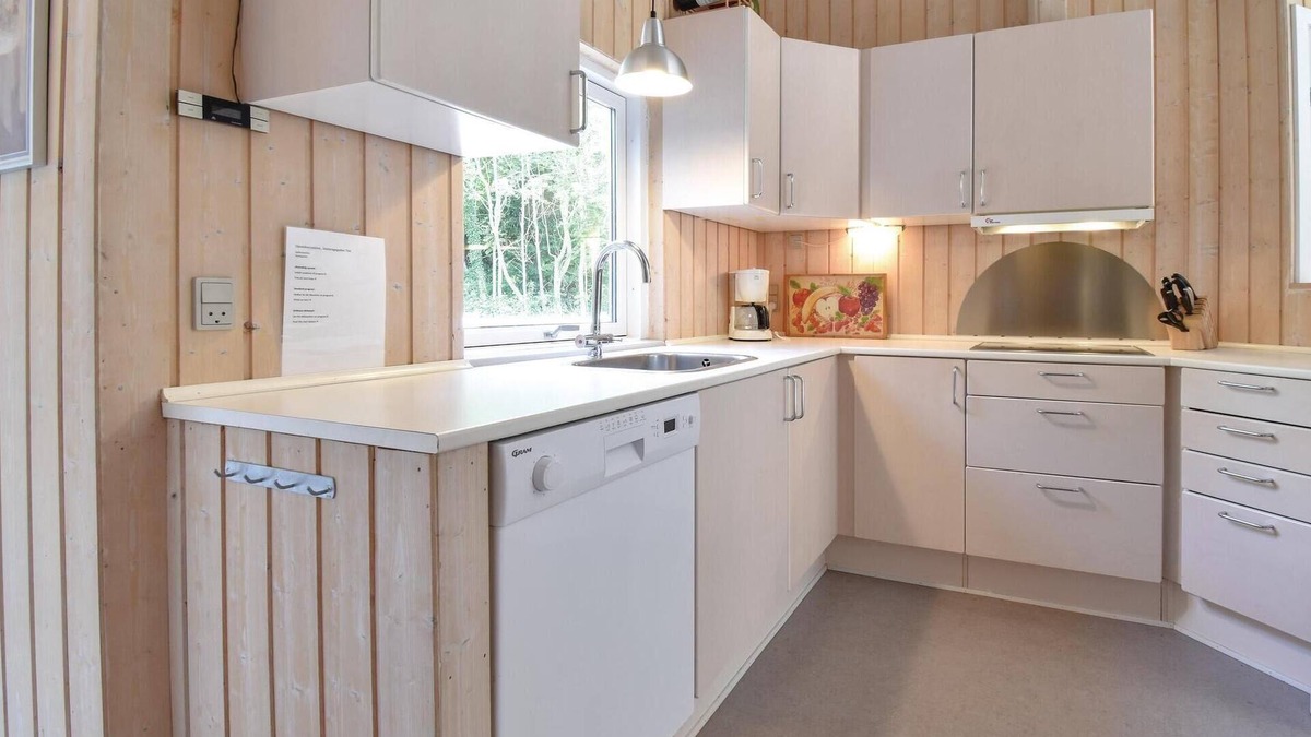 Haarby House | A beautiful, well furnished cottage with wonderful terraces around the house.