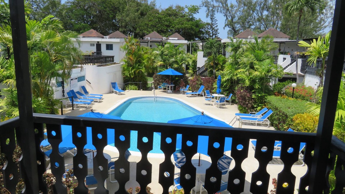 Rockley Apartment | A Beautifully Cool & Clean 1 Bedroom Apartment, sleeps 4