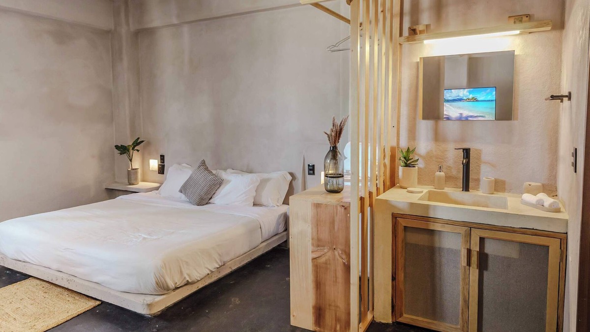 Santa Maria Apartment | A/C Bedroom Private Apt Zicatela Daily Clean