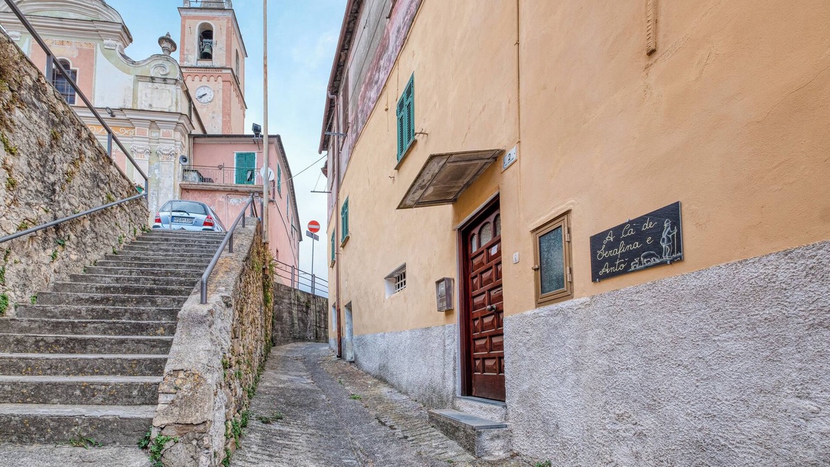 Caramagna Ligure Apartment | A Ca De Serafina E Antonio, Imperia, Italy