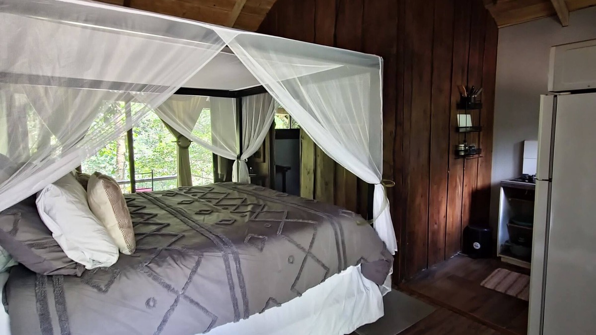 Paramo Cabin | A cabin by the river, perfect for disconnecting from reality and resting.