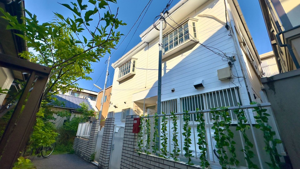 Akabane House | A calm Japanese-style house with easy access from central Tokyo. It can accommodate up to 10 people and is ideal for families and groups traveling together.