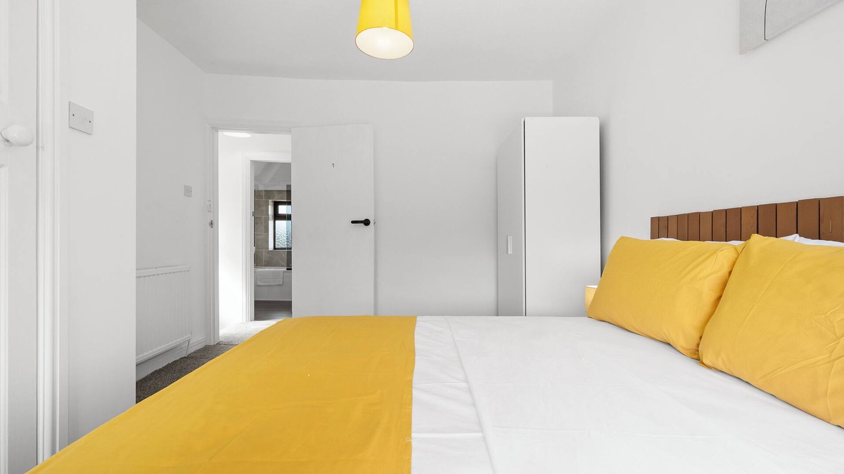 Belle Vue House | A calm stylish two bedroom semi detached house for a maximum of 4 persons