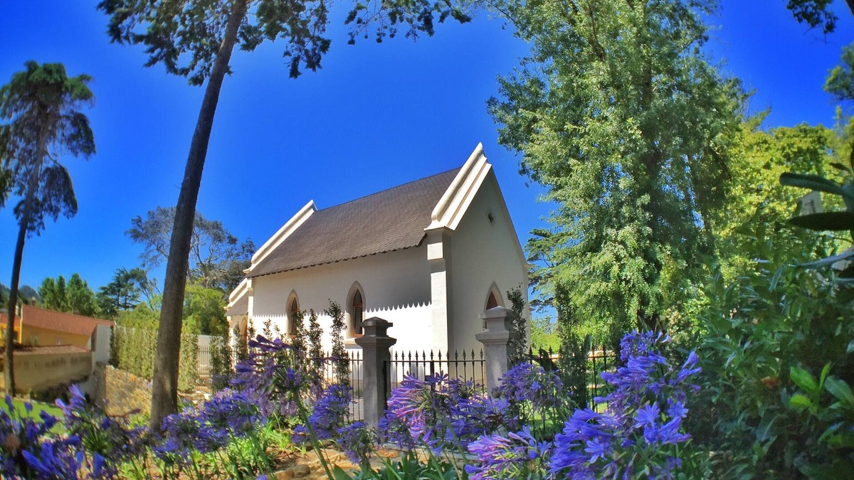Sintra House | A CAPELA, Sintra - 18th Century Converted Chapel
