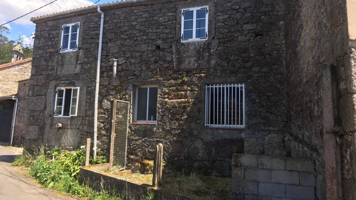 Vimianzo Cottage | A Casa da Carrila, village house on the Costa da Morte