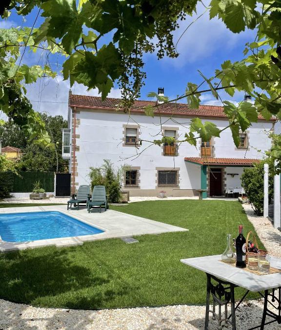 Sober House | A Casa de Pia