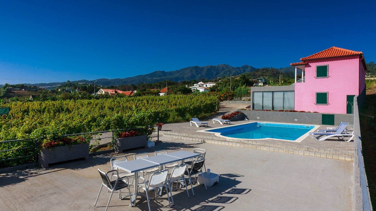 Sao Jorge Villa | A Casa do Lagar In a peaceful and solitary area with a pleasant climate all year