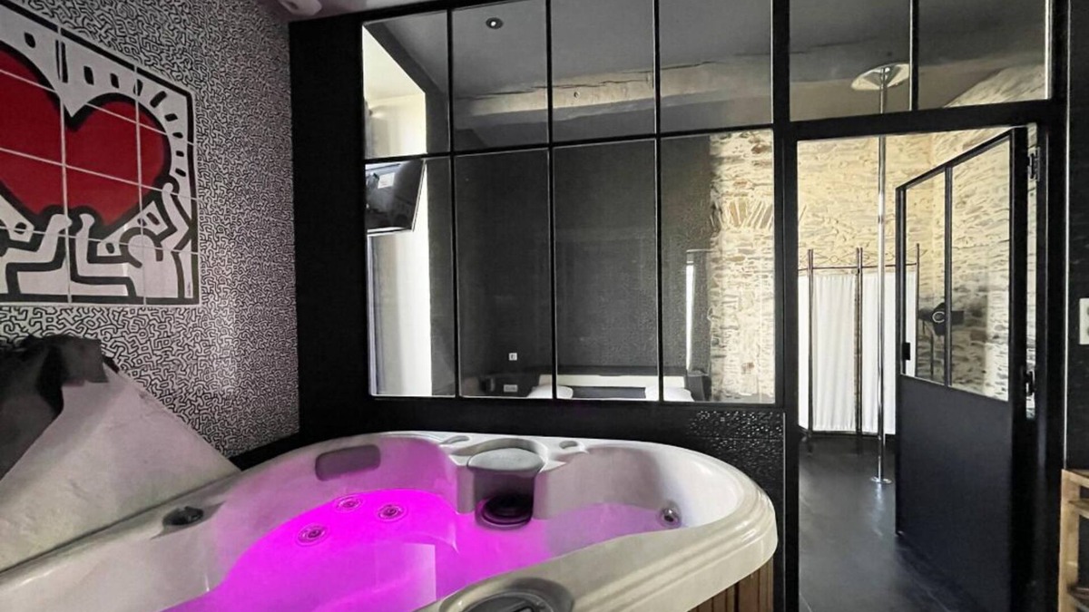 Sainte-Luce-sur-Loire Apartment | A charming gite
