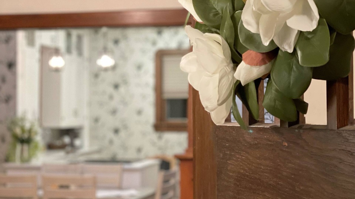 St. Lucas House | A charming craftsman located in the perfect American small town