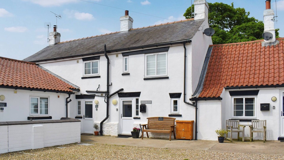 Barmston Cottage | A charming period property nestled in the heart of Barmston village.