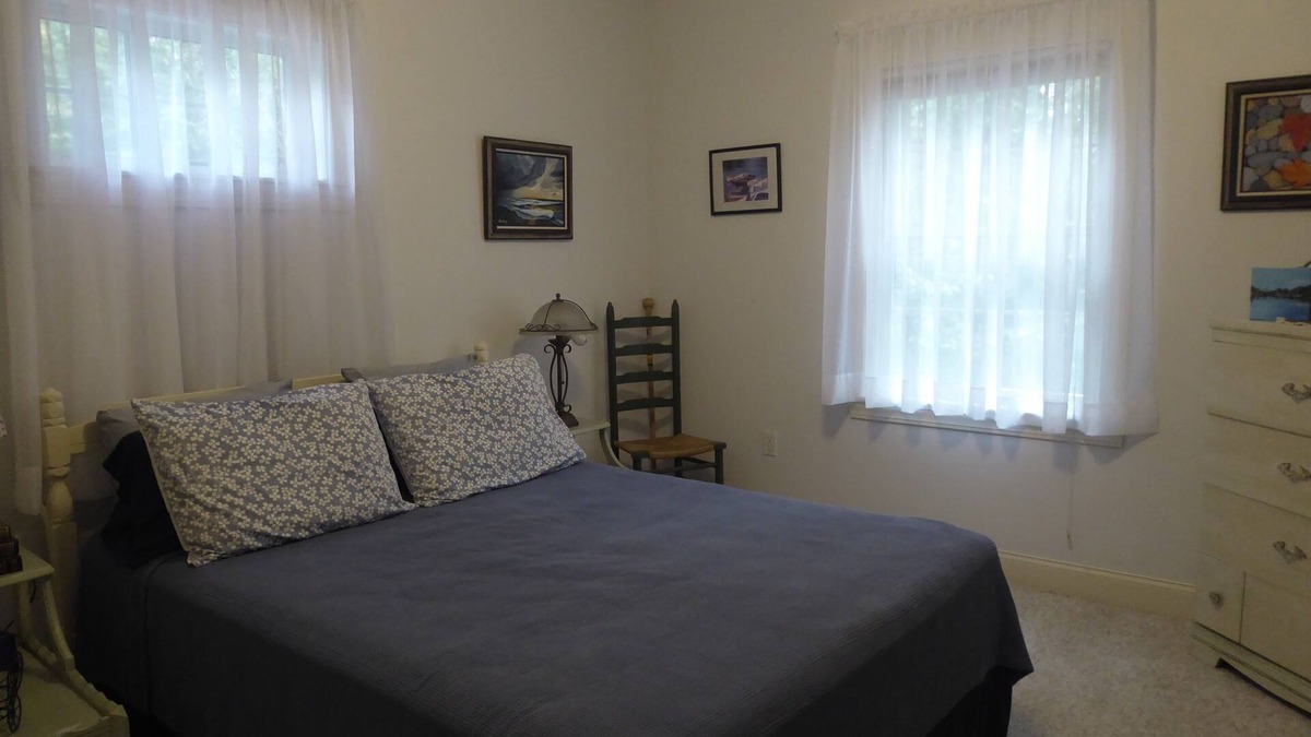 Gouldsboro Cottage | A charming, pet friendly, 2-bedroom home with all amenities.n4 day minimum